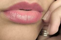 Relleno de labios: Servicios de C. López Relleno de labios: Servicios de C. López