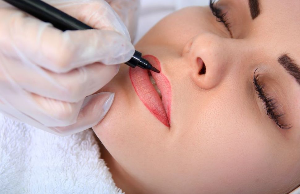 Curso de Micropigmentación: Servicios de C. López Curso de Micropigmentación: Servicios de C. López