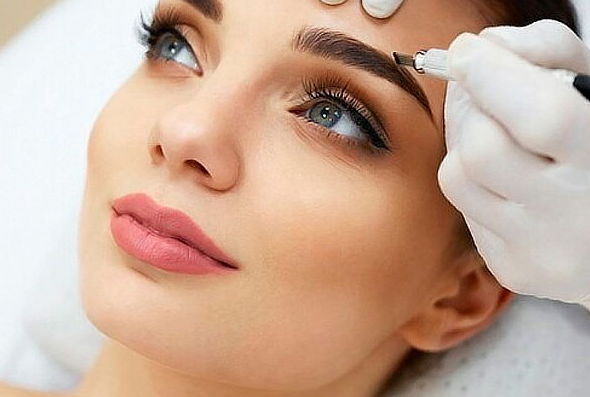 Micropigmentación de Cejas y Microblading: Servicios de C. López Micropigmentación de Cejas y Microblading: Servicios de C. López