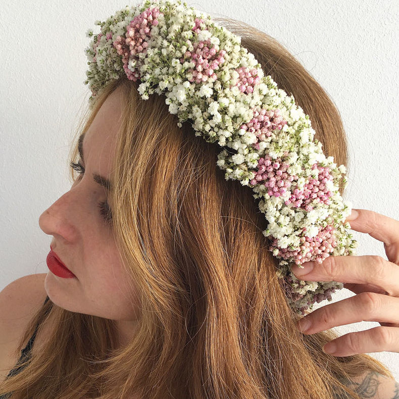 Adornos para el cabello bodas: Servicios de C. López Adornos para el cabello bodas: Servicios de C. López