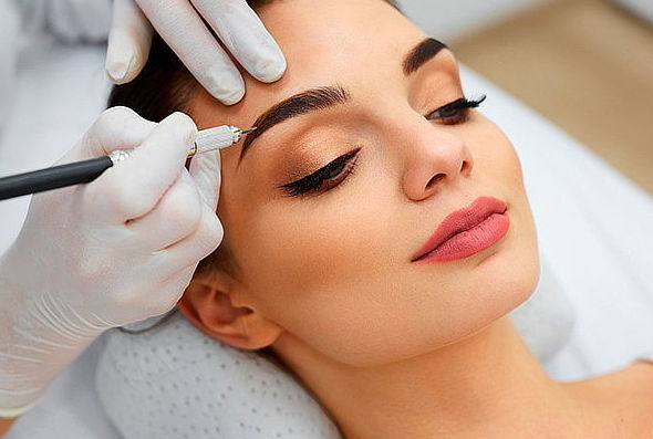 Microblading cejas pelo a pelo efecto 3D: Servicios de C. López Microblading cejas pelo a pelo efecto 3D: Servicios de C. López