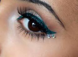 Maquillaje Navidad 2019 - 2020: Servicios de C. López Maquillaje Navidad 2019 - 2020: Servicios de C. López
