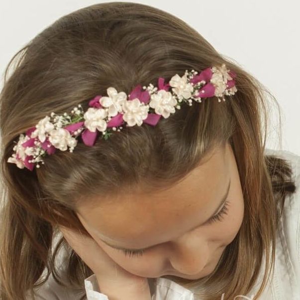 TOCADOS Y ACCESORIOS NOVIAS, COMUNION. ARTESANÍA PORCELANA FRIA, ENCARGO: Servicios de Beauty Channel TOCADOS Y ACCESORIOS NOVIAS, COMUNION. ARTESANÍA PORCELANA FRIA, ENCARGO: Servicios de Beauty Channel