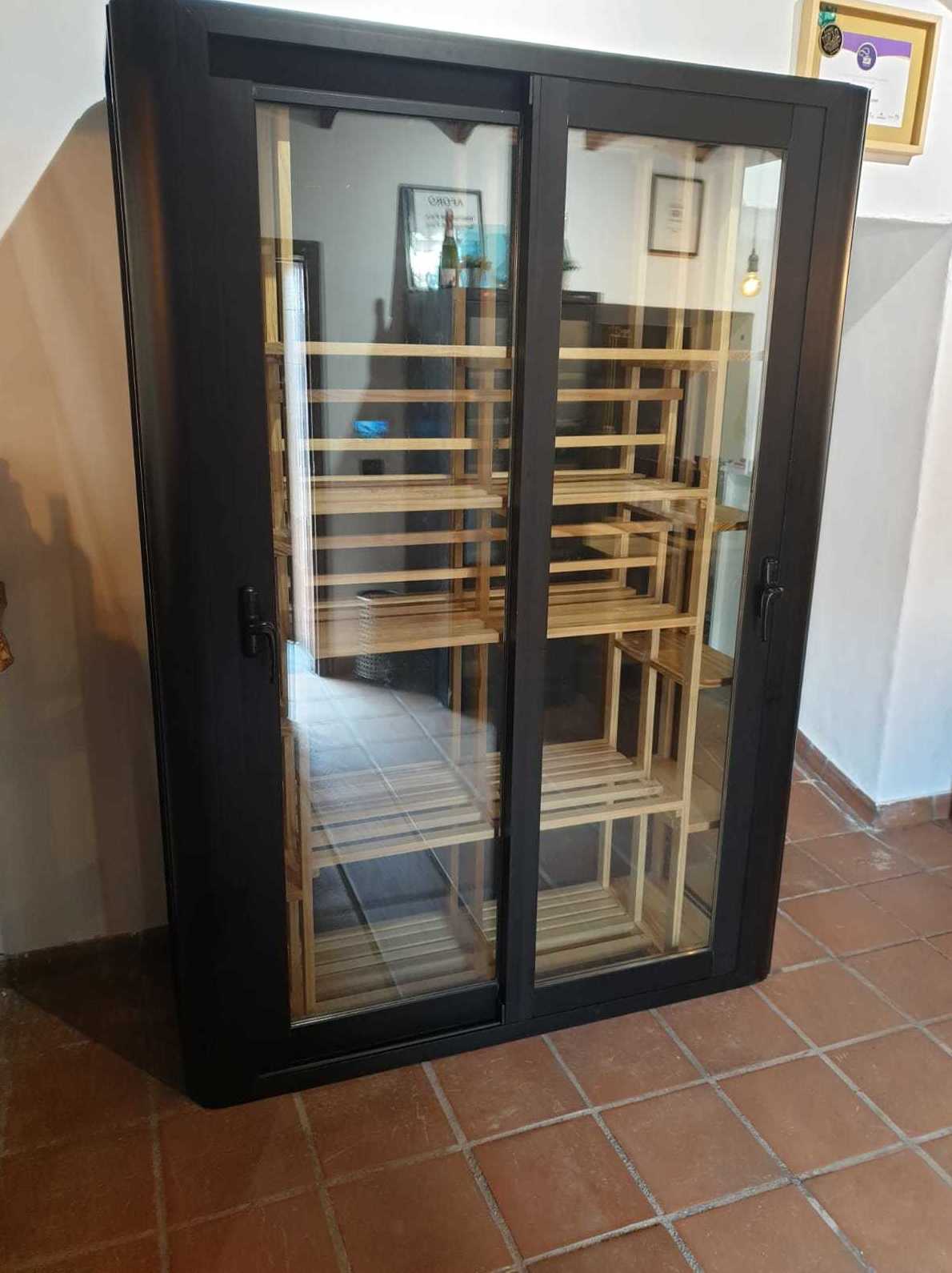 Cámara para vinos , vinoteca artesanal Cámara para vinos , vinoteca artesanal