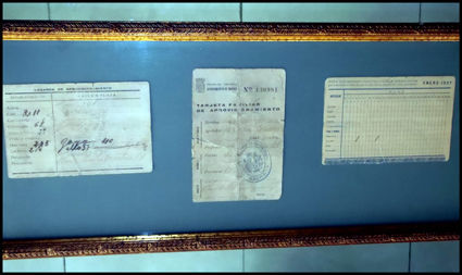 LOTE DE CARTILLAS DE RACIONAMIENTO ENMARCADAS: Catálogo de Autodesguaces De Blas LOTE DE CARTILLAS DE RACIONAMIENTO ENMARCADAS: Catálogo de Autodesguaces De Blas