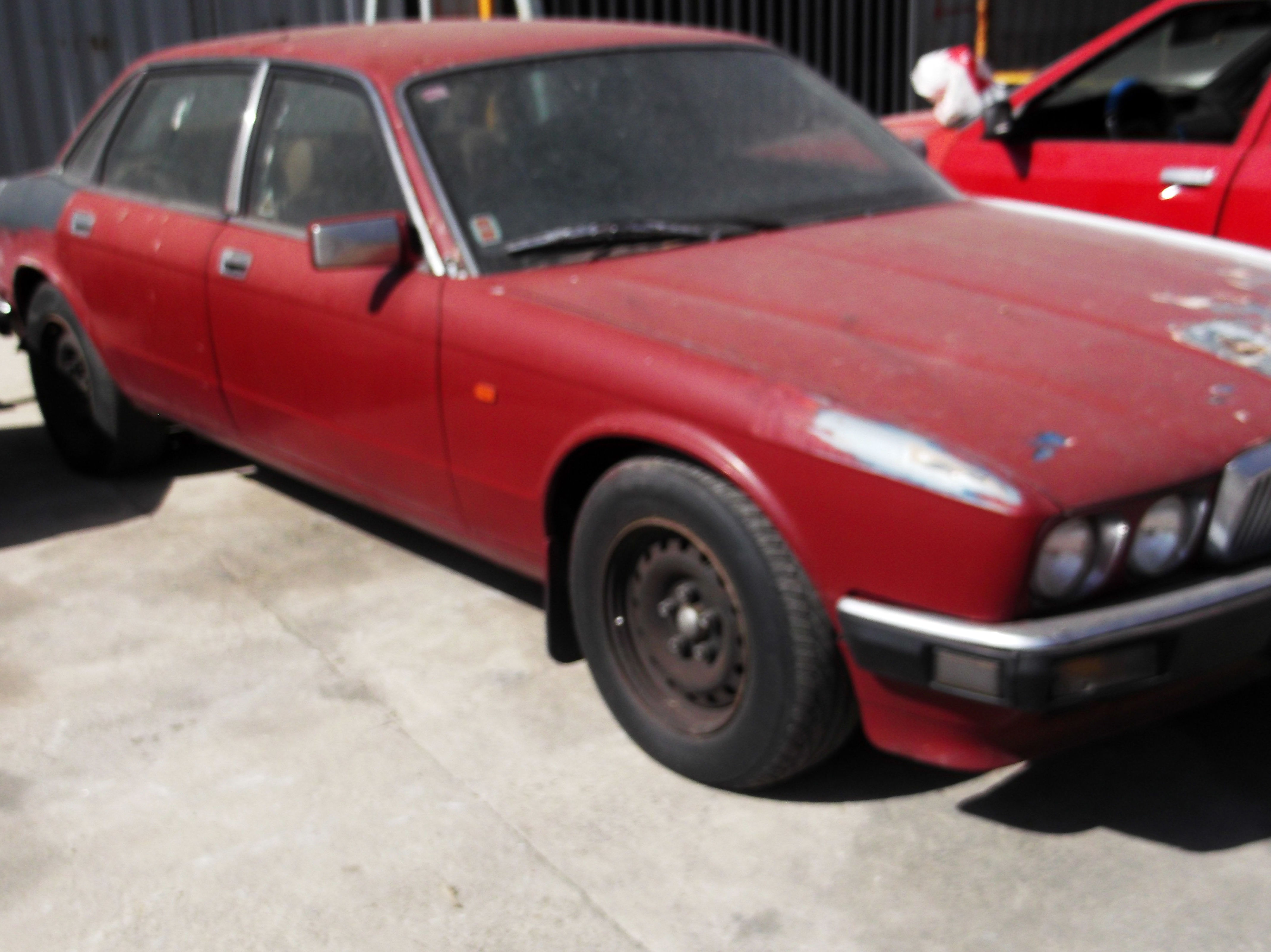 DESPIECE COMPLETO DE JAGUAR XJ6: Catálogo de Autodesguaces De Blas DESPIECE COMPLETO DE JAGUAR XJ6: Catálogo de Autodesguaces De Blas