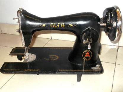 MAQUINAS DE COSER ANTIGUAS SIGMA Y ALFA: Catálogo de Autodesguaces De Blas MAQUINAS DE COSER ANTIGUAS SIGMA Y ALFA: Catálogo de Autodesguaces De Blas