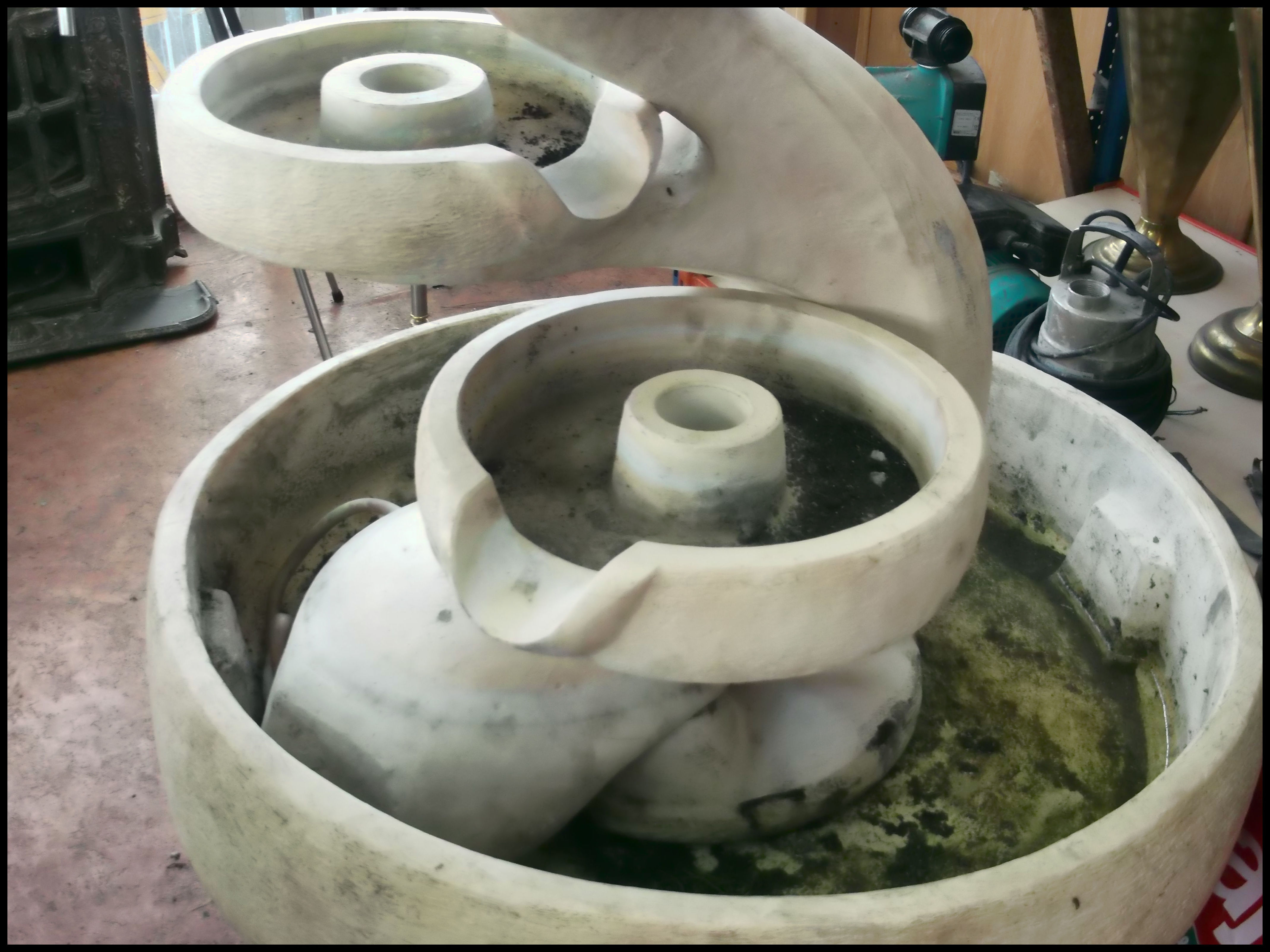 FUENTE DE PIEDRA COMPLETA PARA JARDÍN : Catálogo de Autodesguaces De Blas FUENTE DE PIEDRA COMPLETA PARA JARDÍN : Catálogo de Autodesguaces De Blas