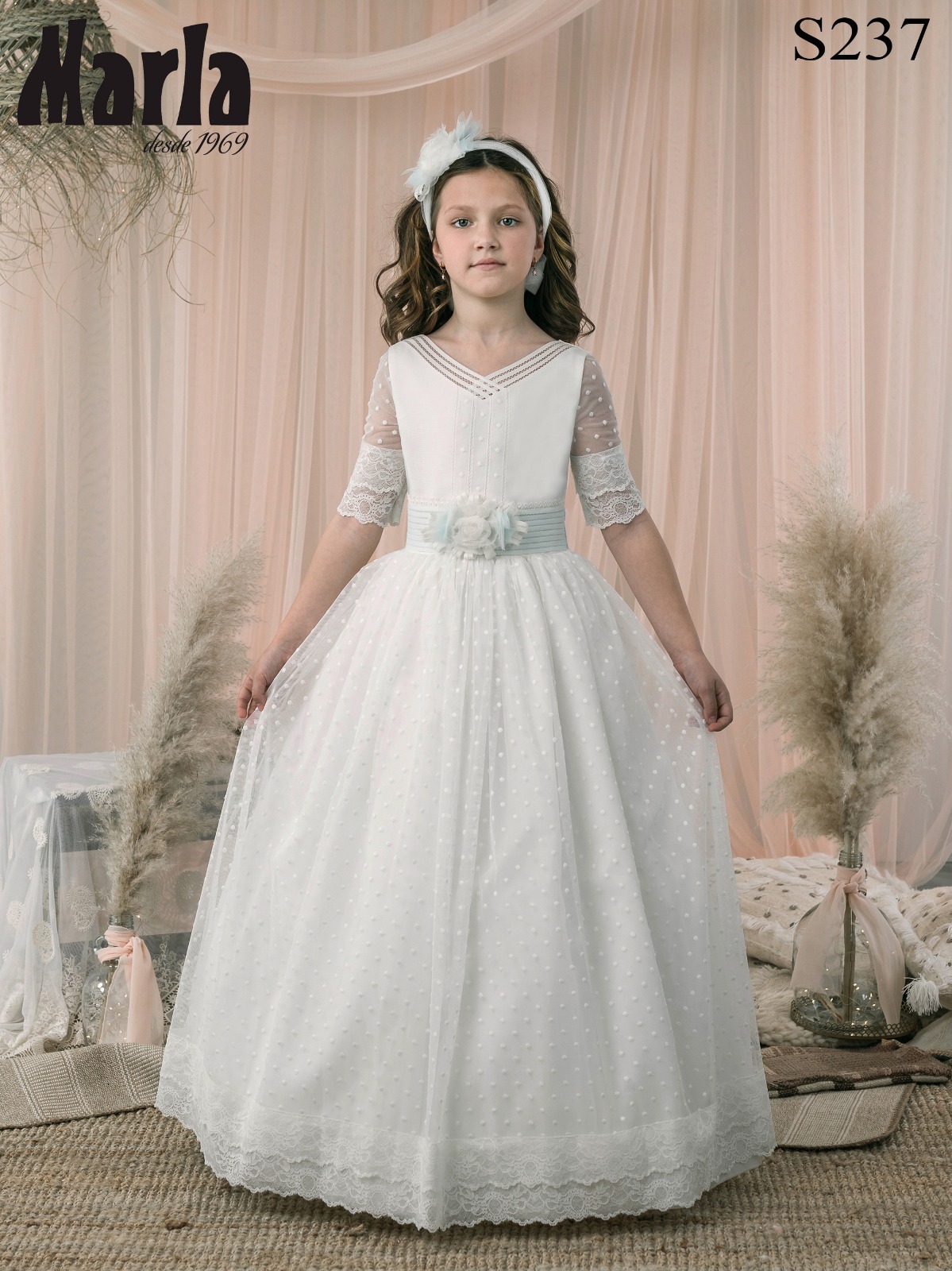 Vestidos Comunión 2023: Colecciones de CAROLINA NOVIAS Vestidos Comunión 2023: Colecciones de CAROLINA NOVIAS