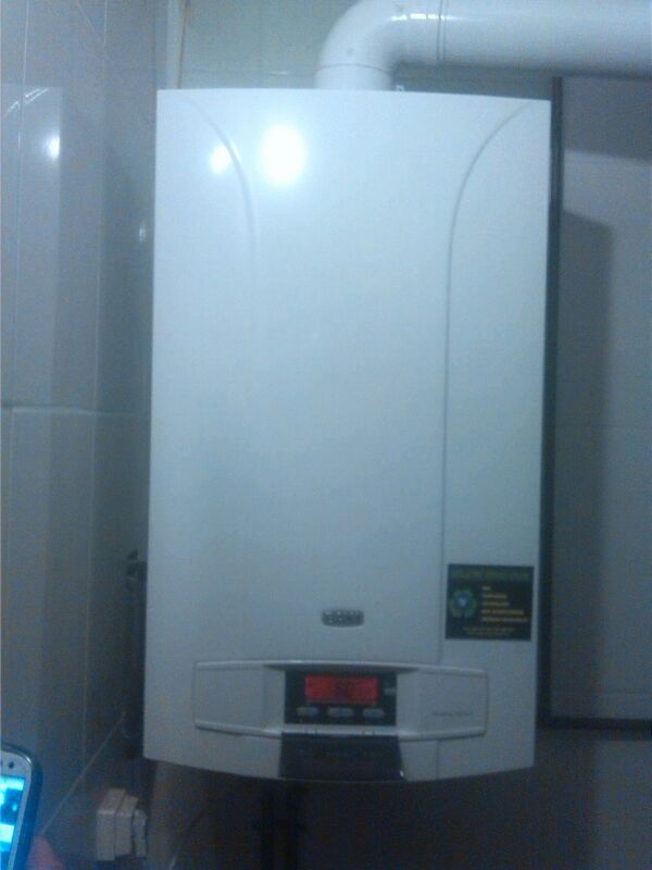 BAXI ROCA NOVANOX 24/24F: Productos de Instalaciones Hermanos Munuera BAXI ROCA NOVANOX 24/24F: Productos de Instalaciones Hermanos Munuera