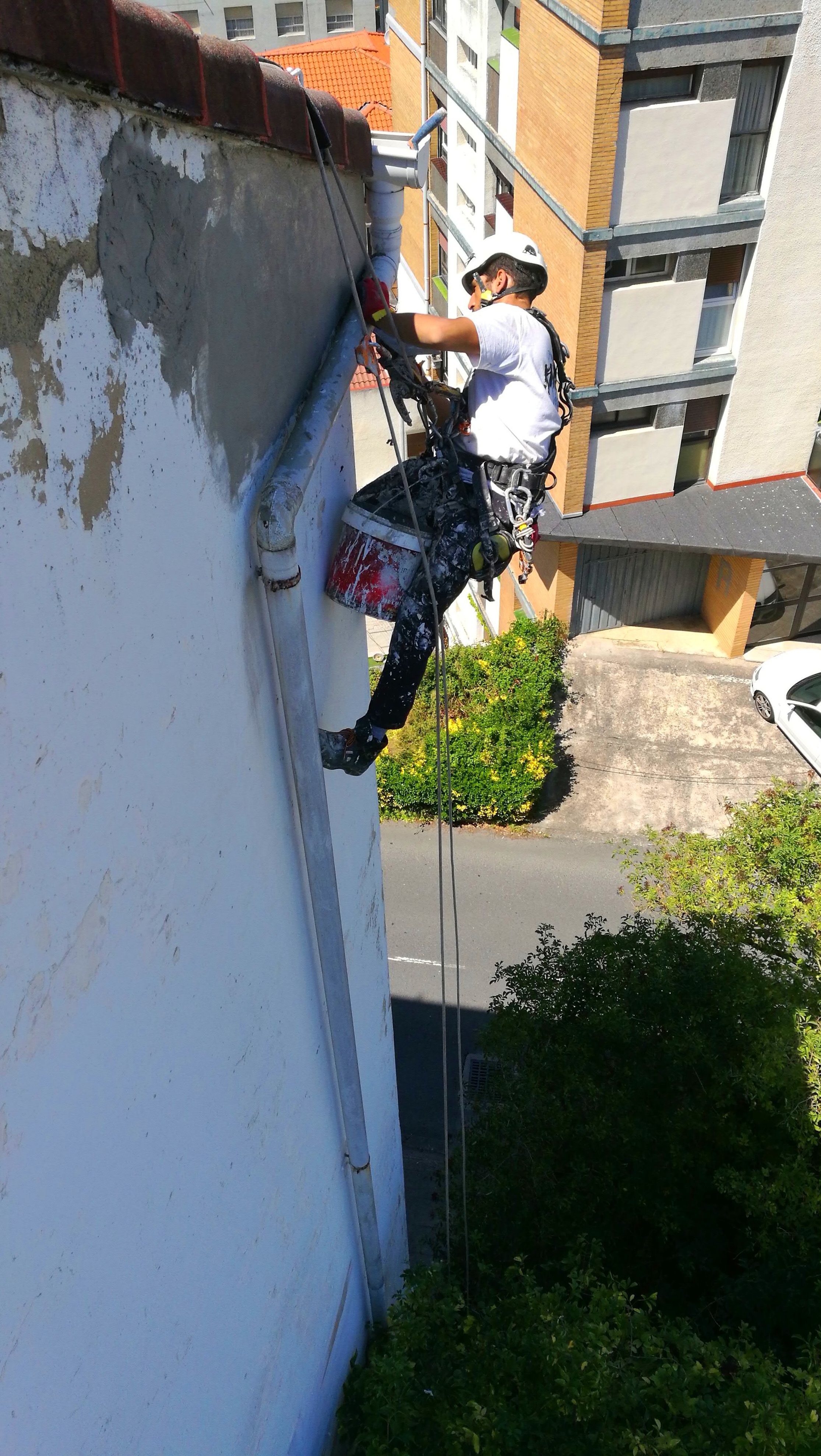 Trabajos verticales: Servicios de Fachadas Arlberg Trabajos verticales: Servicios de Fachadas Arlberg