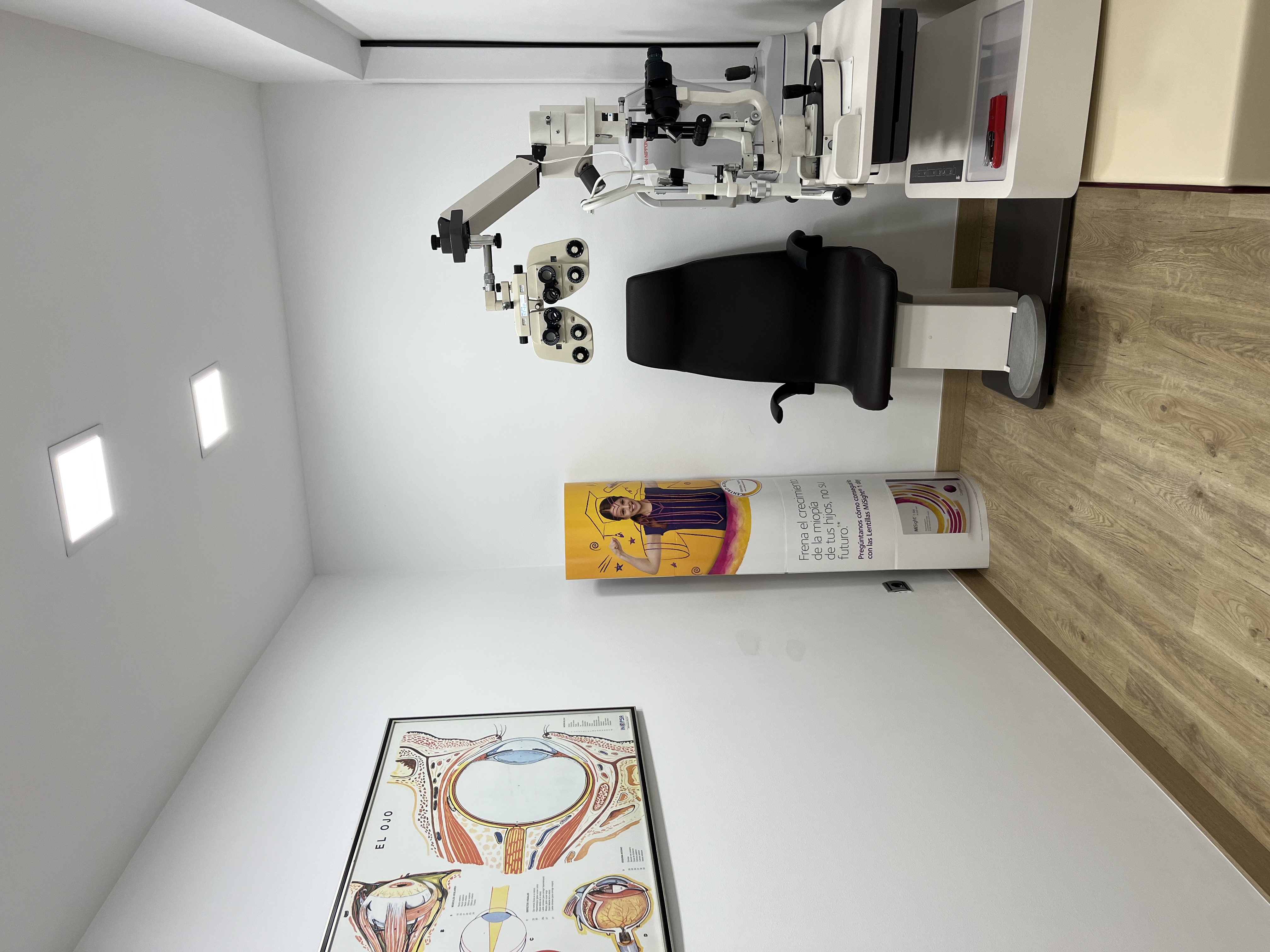 SALUD VISUAL: Productos y Servicios de Centro Óptico Real XXI