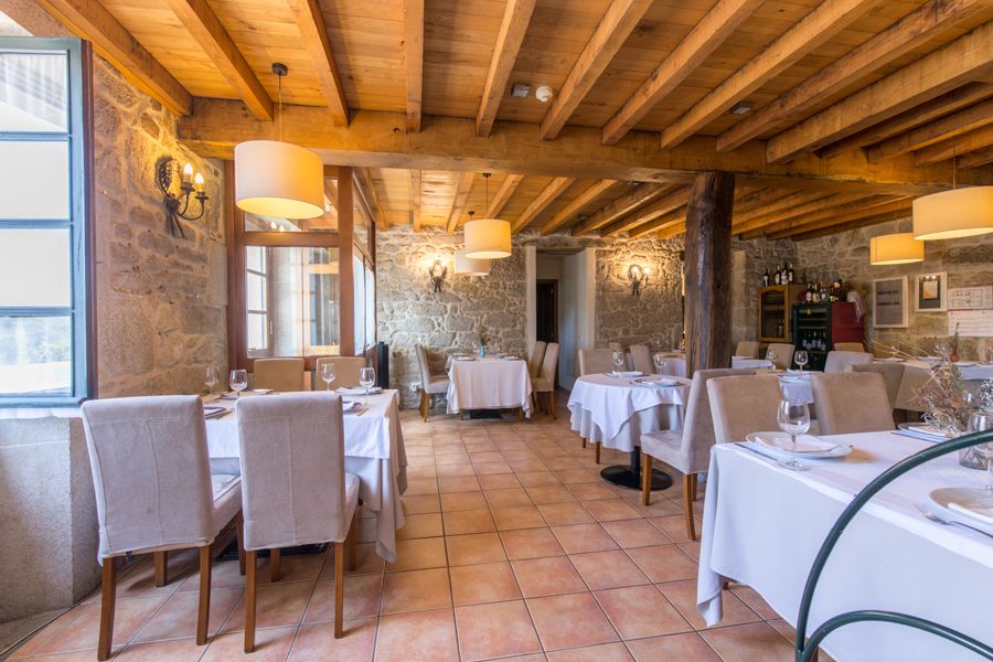 Huevos: Hotel Restaurante de Hotel Restaurante Asador de Roxos Huevos: Hotel Restaurante de Hotel Restaurante Asador de Roxos