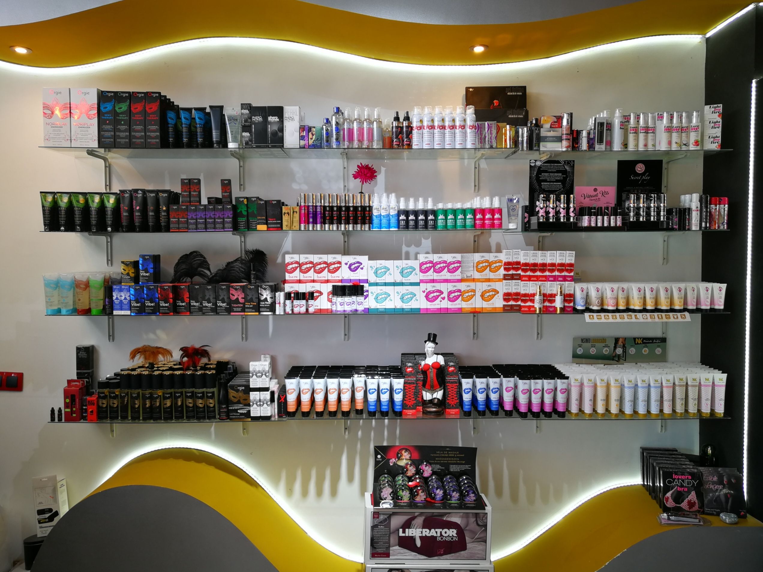 Lubricantes Naturales: Tienda física de Eroteca Orgasms Lubricantes Naturales: Tienda física de Eroteca Orgasms