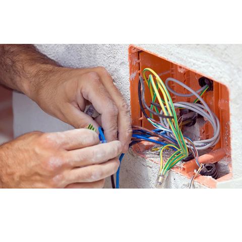 Trabajos de agua y luz: Servicios de Construcciones Oriol Trabajos de agua y luz: Servicios de Construcciones Oriol