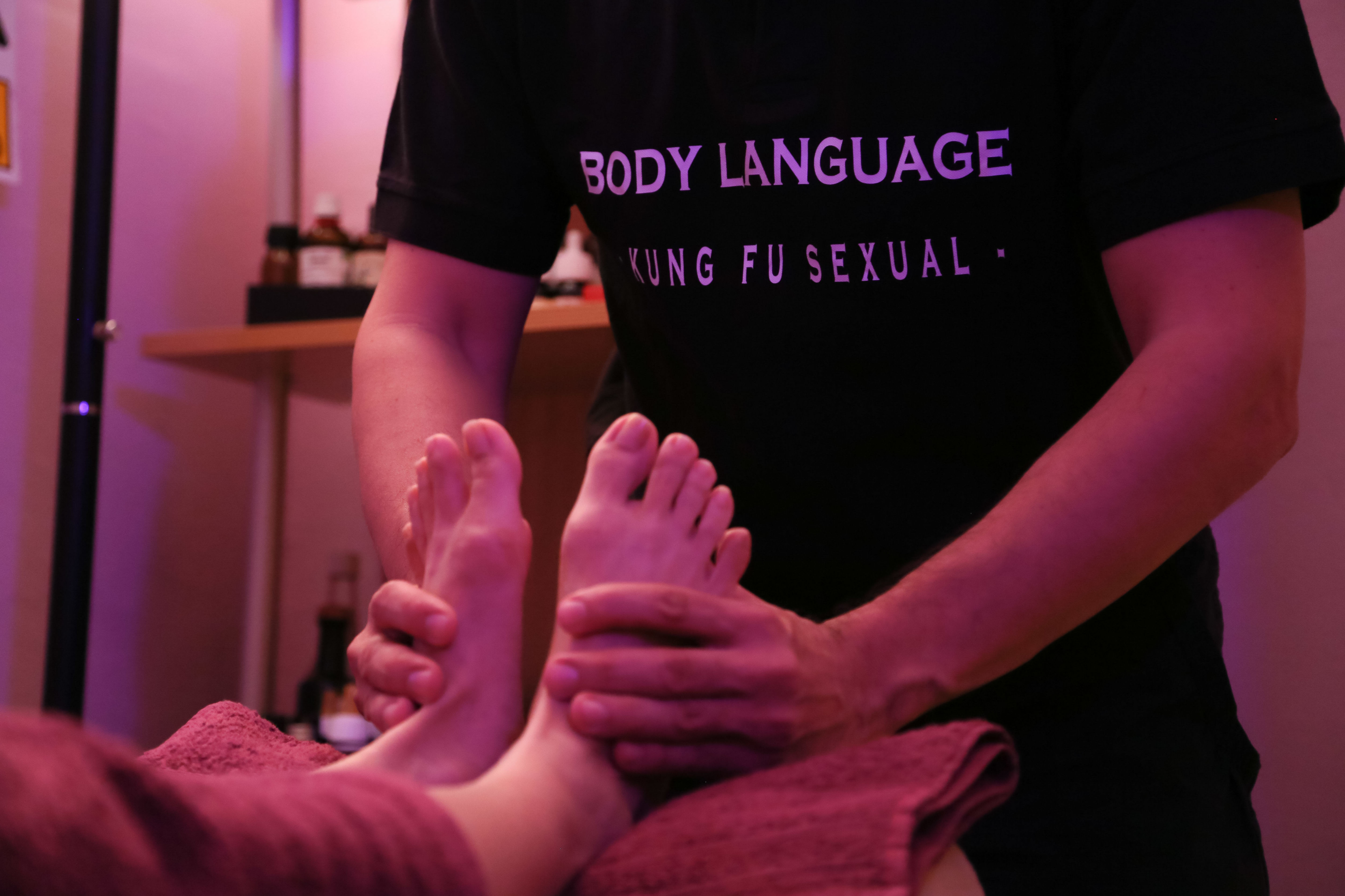 Masaje Terapéutico: SERVICIOS de Body Language Masaje Terapéutico: SERVICIOS de Body Language