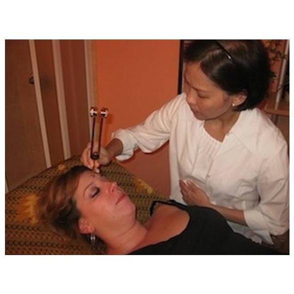 Tratamiento facial con diapasón Touche Le Mirage, Método Ari: SERVICIOS de Body Language Tratamiento facial con diapasón Touche Le Mirage, Método Ari: SERVICIOS de Body Language