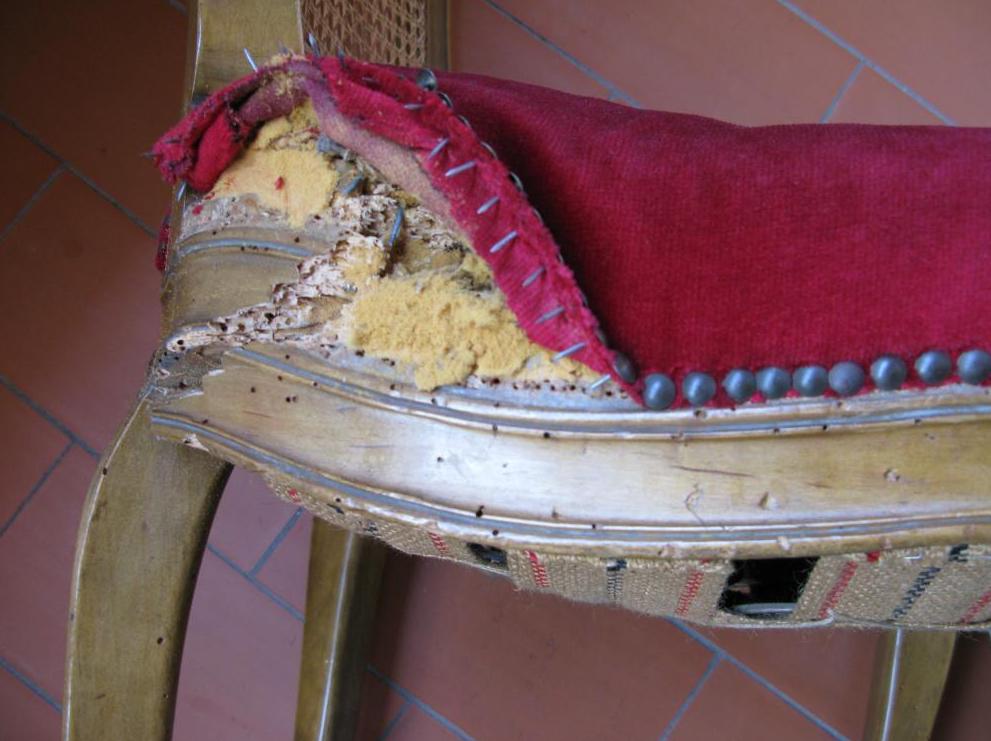 Esta rotura sufre pérdida de material Esta rotura sufre pérdida de material