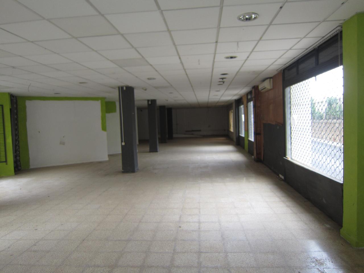 Tortosa Centre - Local en Alquiler - Exp:04151: Inmuebles de Fincas Baix Ebre Tortosa Centre - Local en Alquiler - Exp:04151: Inmuebles de Fincas Baix Ebre