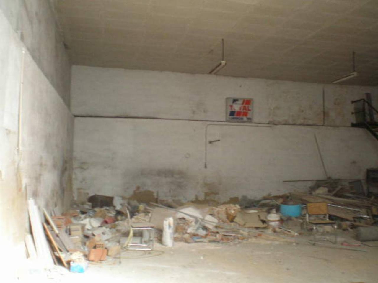 Tortosa Sant Llàtzer - Almacén en Venta - Exp:04035: Inmuebles de Fincas Baix Ebre Tortosa Sant Llàtzer - Almacén en Venta - Exp:04035: Inmuebles de Fincas Baix Ebre