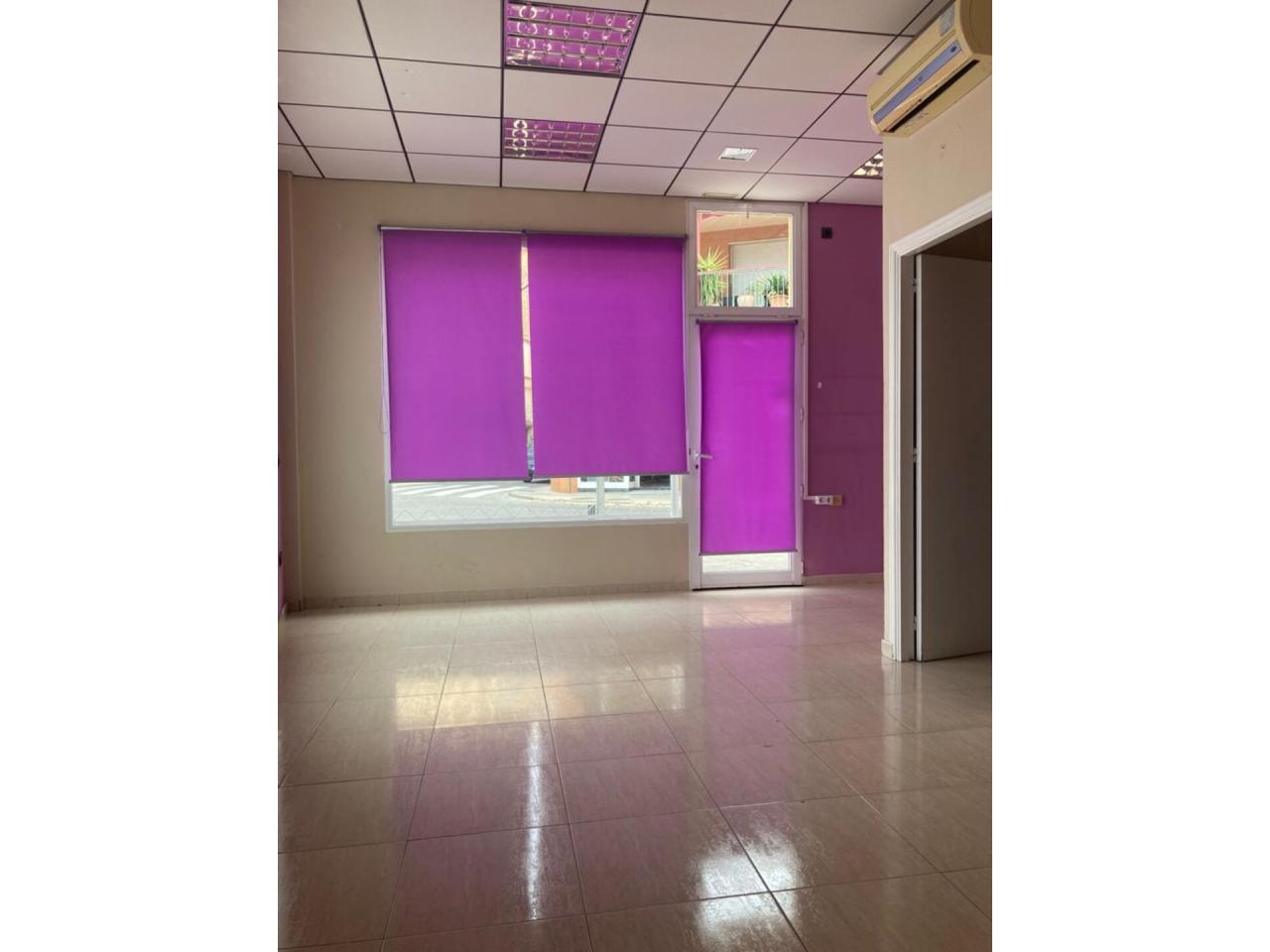 Roquetes - Local en Venta - Exp:04058: Inmuebles de Fincas Baix Ebre Roquetes - Local en Venta - Exp:04058: Inmuebles de Fincas Baix Ebre