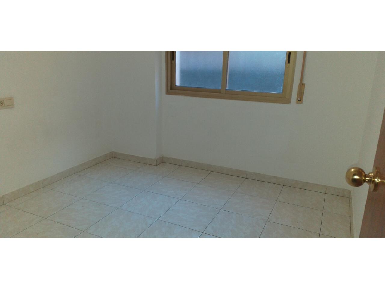 Tortosa 4 Camins - Piso 3H + Parquing + Trastero en Venta - Exp:10054: Inmuebles de Fincas Baix Ebre Tortosa 4 Camins - Piso 3H + Parquing + Trastero en Venta - Exp:10054: Inmuebles de Fincas Baix Ebre