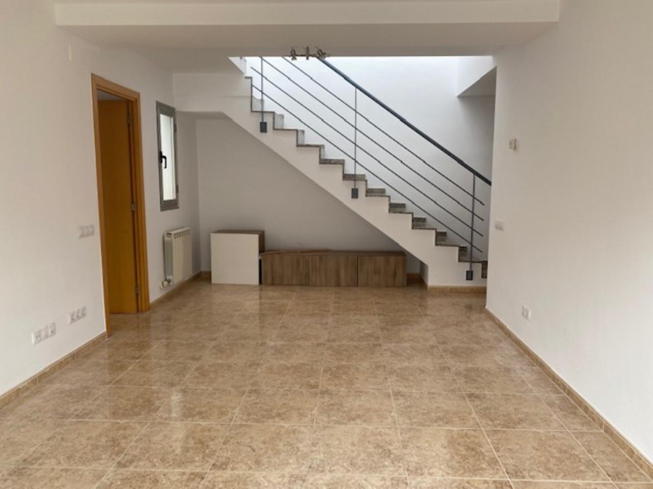 Tortosa Ferreries - Piso 4 H + Parking en Venta - Exp:10052: Inmuebles de Fincas Baix Ebre Tortosa Ferreries - Piso 4 H + Parking en Venta - Exp:10052: Inmuebles de Fincas Baix Ebre