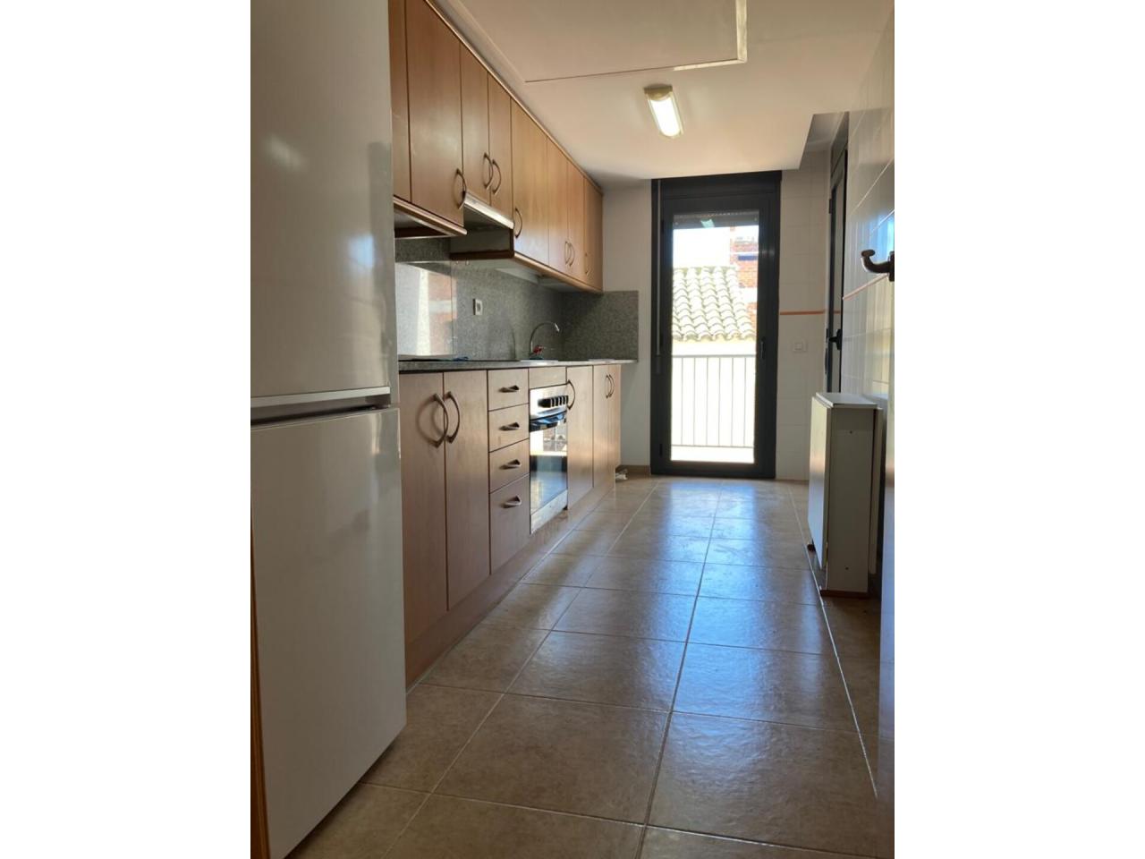 Bítem - Piso 3H + Parquing Grande + 2 trasteros en Venta - Exp:10053: Inmuebles de Fincas Baix Ebre Bítem - Piso 3H + Parquing Grande + 2 trasteros en Venta - Exp:10053: Inmuebles de Fincas Baix Ebre