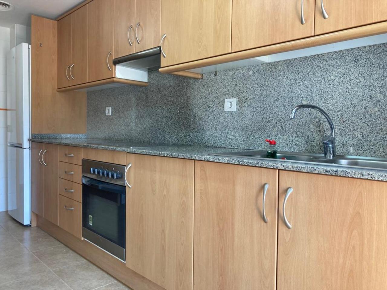 Bítem - Piso 3H + Parquing Grande + 2 trasteros en Venta - Exp:10053: Inmuebles de Fincas Baix Ebre Bítem - Piso 3H + Parquing Grande + 2 trasteros en Venta - Exp:10053: Inmuebles de Fincas Baix Ebre