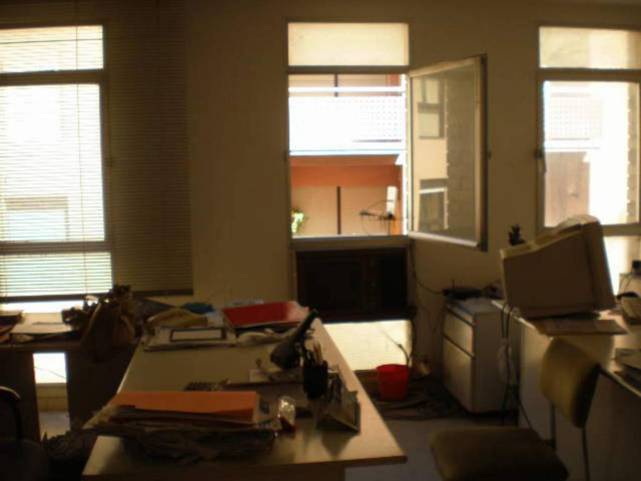 Tortosa Centro - Oficina/Local en Venta - Exp:15015: Inmuebles de Fincas Baix Ebre Tortosa Centro - Oficina/Local en Venta - Exp:15015: Inmuebles de Fincas Baix Ebre