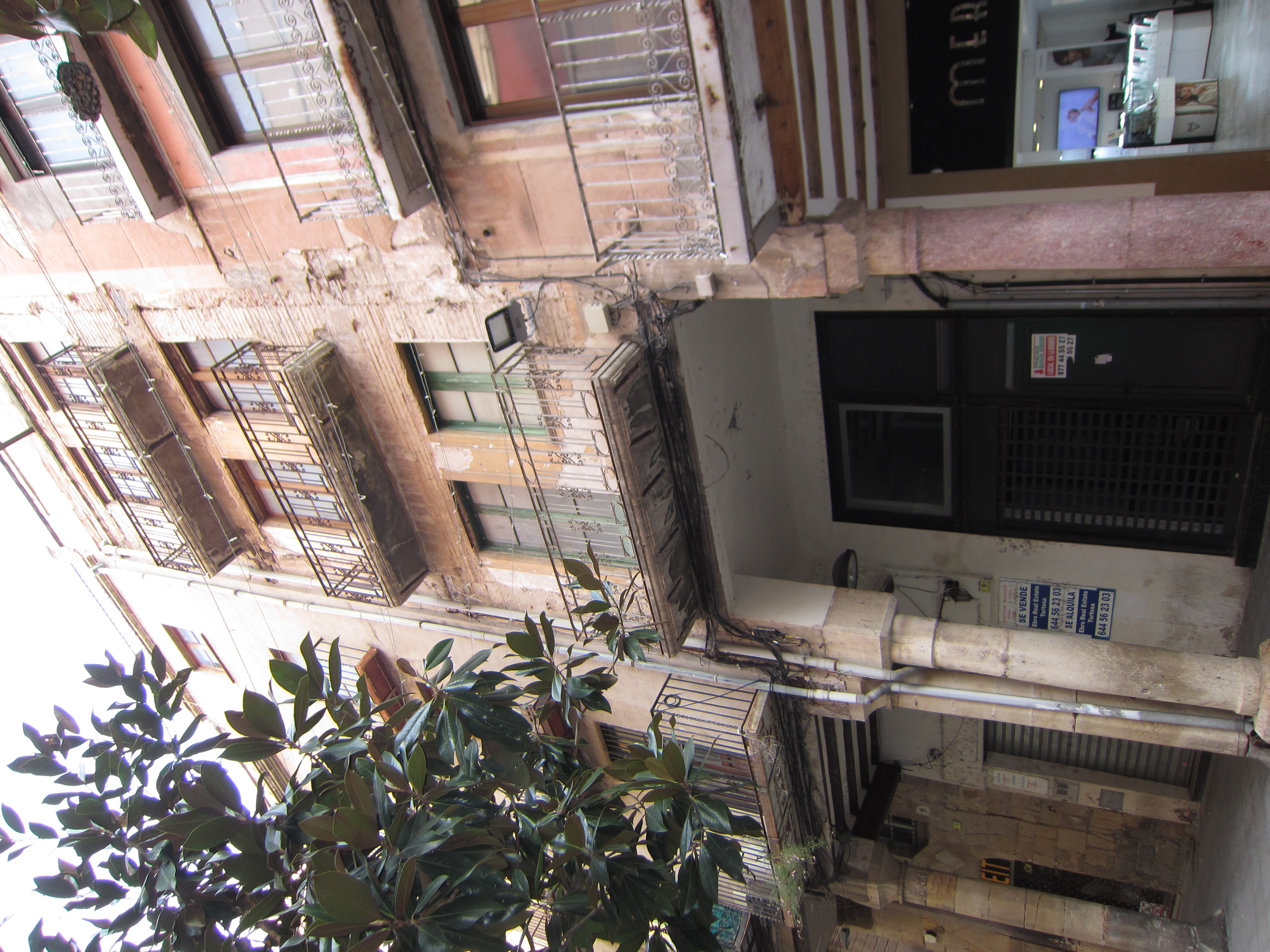 Tortosa Centro - Edificio con Local + 3 Pisos en Venta - Exp:11333: Inmuebles de Fincas Baix Ebre Tortosa Centro - Edificio con Local + 3 Pisos en Venta - Exp:11333: Inmuebles de Fincas Baix Ebre
