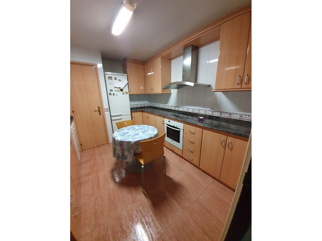 Tortosa Centro - Piso + Parking en Venta - Exp:10325: Inmuebles de Fincas Baix Ebre Tortosa Centro - Piso + Parking en Venta - Exp:10325: Inmuebles de Fincas Baix Ebre