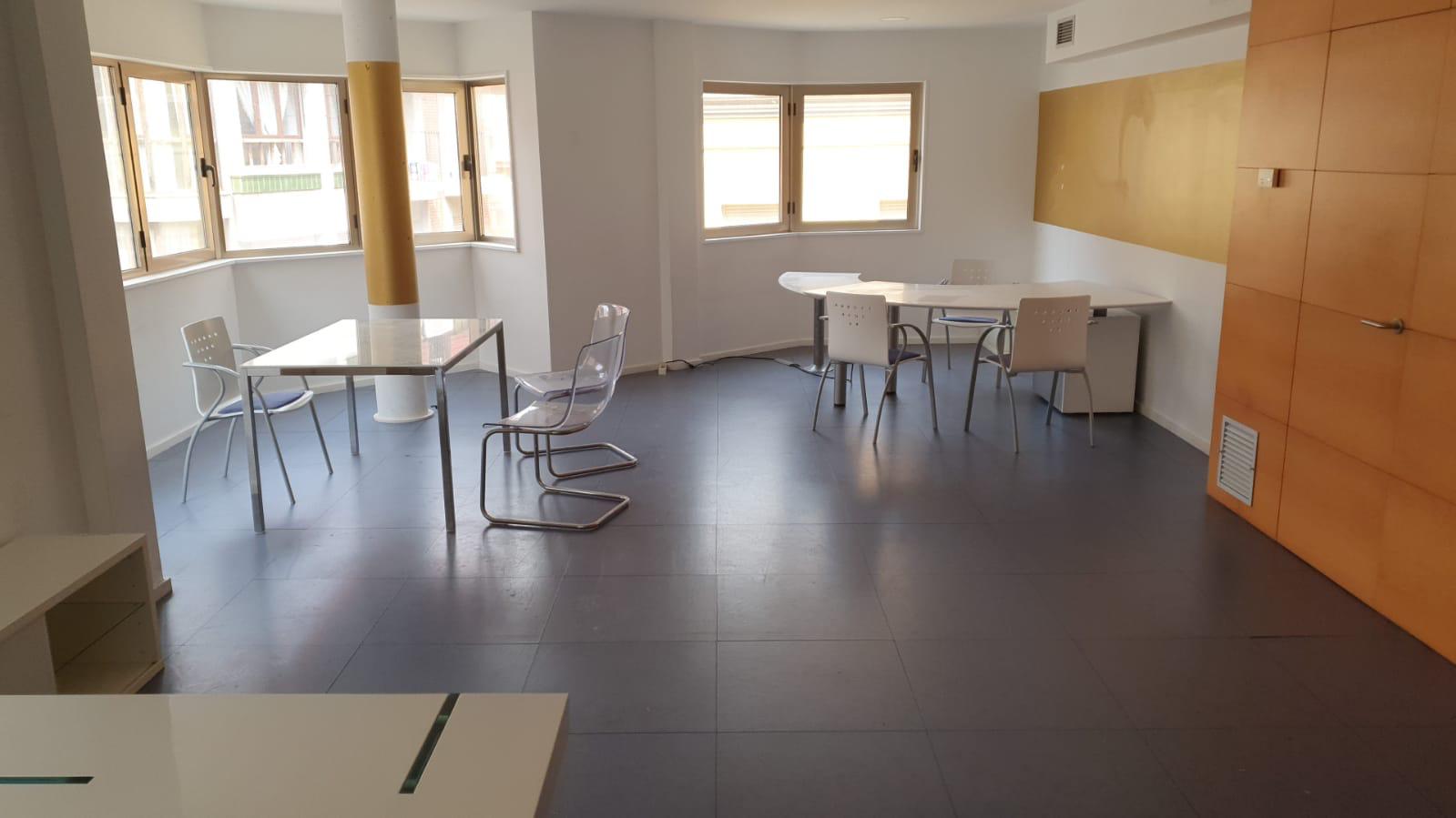 Tortosa Centro - Despacho/Oficina en Alquiler - Exp:04054: Inmuebles de Fincas Baix Ebre Tortosa Centro - Despacho/Oficina en Alquiler - Exp:04054: Inmuebles de Fincas Baix Ebre