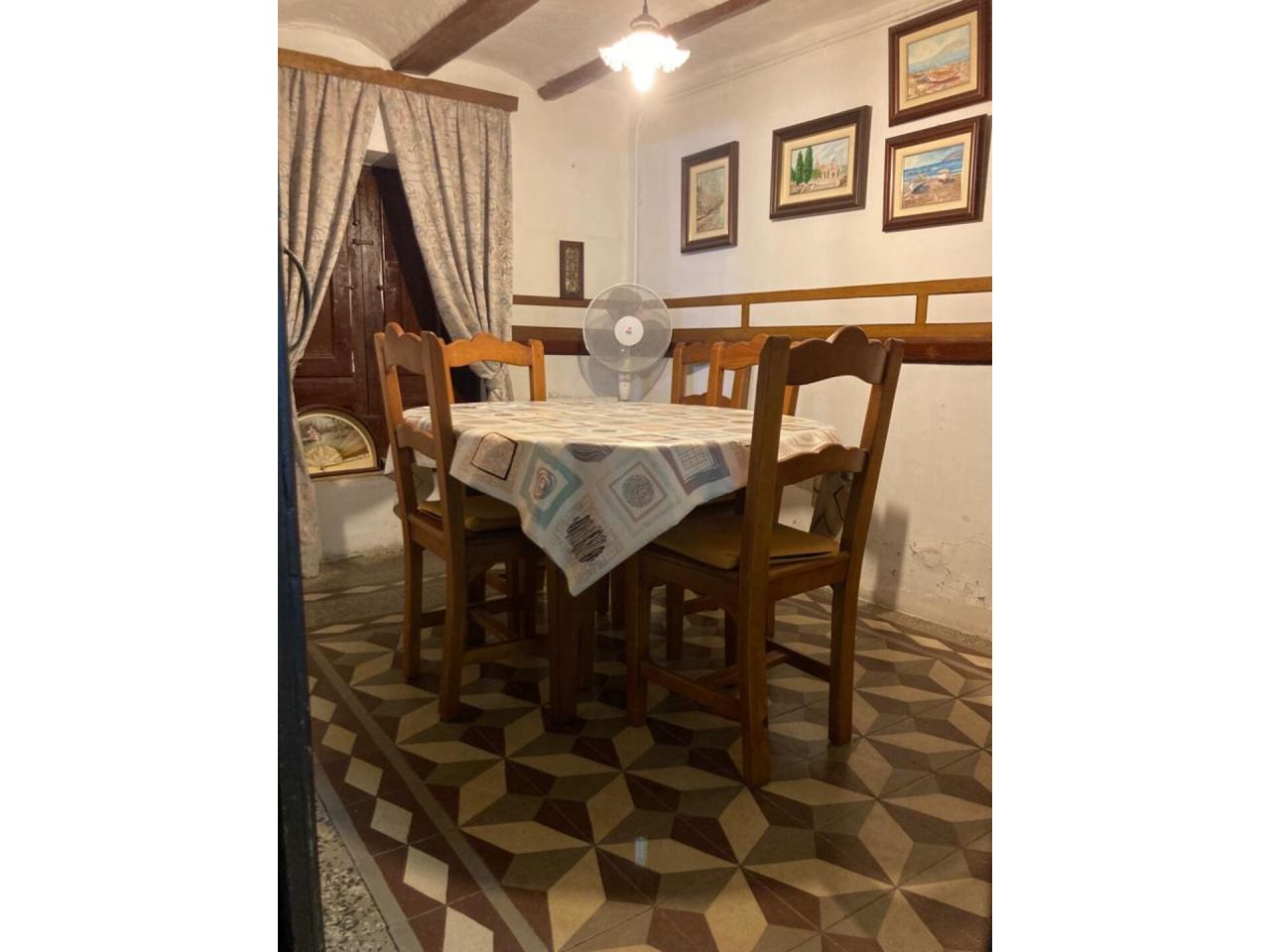 Roquetes Centro - Casa en Venta - Exp:11054: Inmuebles de Fincas Baix Ebre Roquetes Centro - Casa en Venta - Exp:11054: Inmuebles de Fincas Baix Ebre