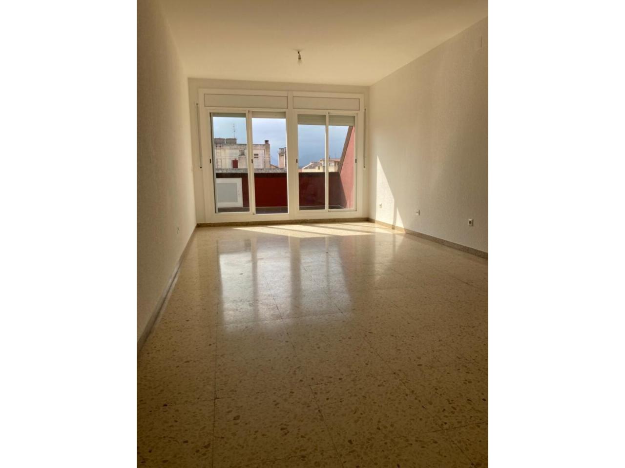 Tortosa Ferreries - Piso 4 H en Venta - Exp:10137: Inmuebles de Fincas Baix Ebre Tortosa Ferreries - Piso 4 H en Venta - Exp:10137: Inmuebles de Fincas Baix Ebre