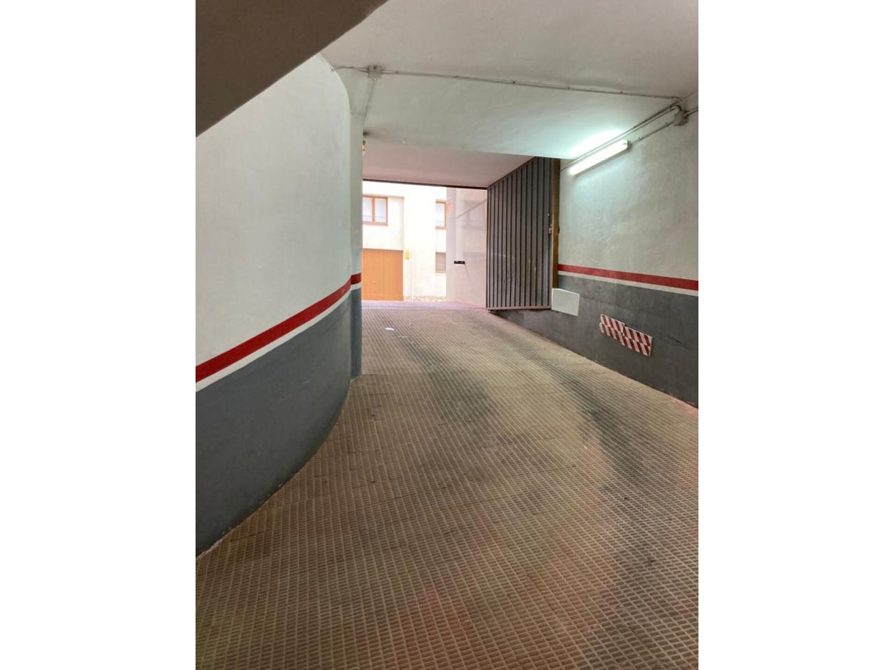 Tortosa Sant Llatzer - Parking en Alquiler - Exp:03054: Inmuebles de Fincas Baix Ebre Tortosa Sant Llatzer - Parking en Alquiler - Exp:03054: Inmuebles de Fincas Baix Ebre