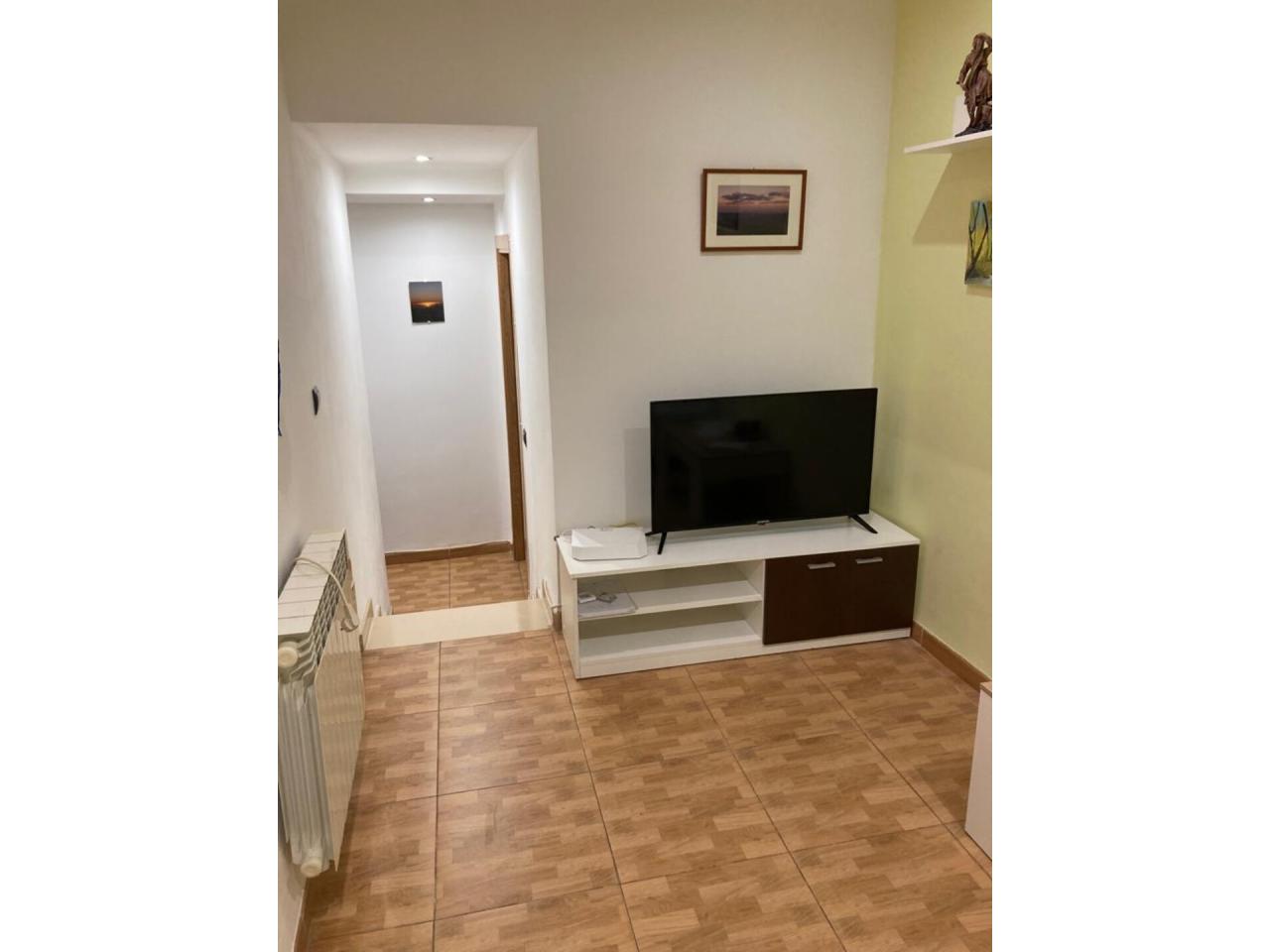 Jesús Tortosa - Piso 2H Alquilado en Venta - Exp:10044: Inmuebles de Fincas Baix Ebre Jesús Tortosa - Piso 2H Alquilado en Venta - Exp:10044: Inmuebles de Fincas Baix Ebre