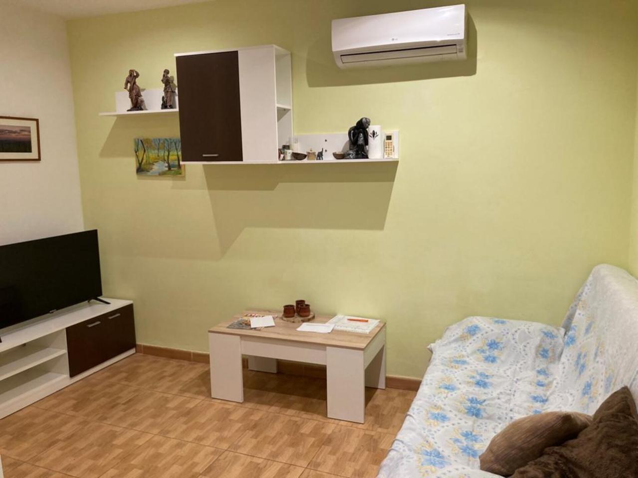 Jesús Tortosa - Piso 2H Alquilado en Venta - Exp:10044: Inmuebles de Fincas Baix Ebre Jesús Tortosa - Piso 2H Alquilado en Venta - Exp:10044: Inmuebles de Fincas Baix Ebre