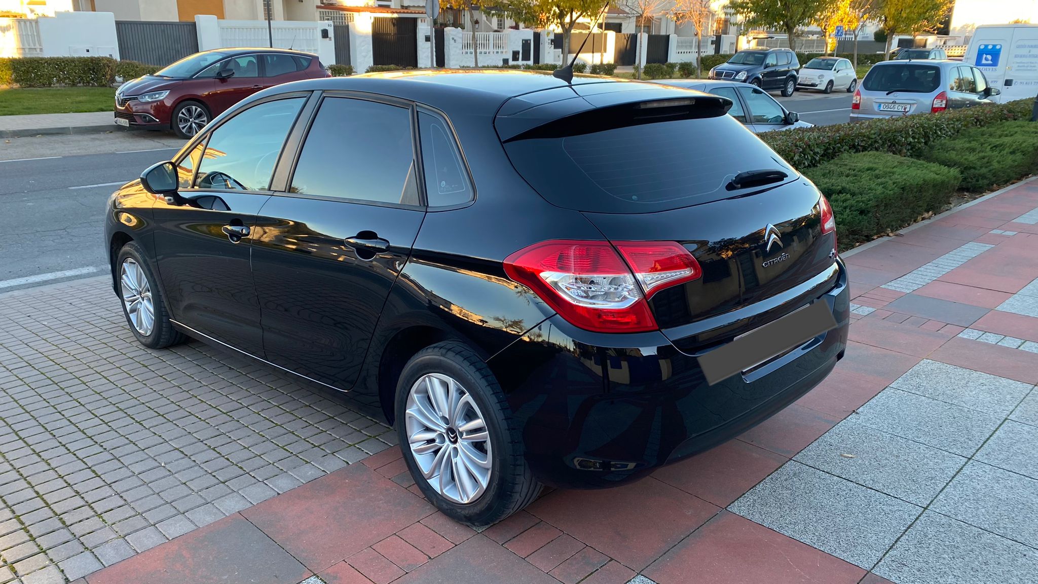 Citroën C4 1.6 HDI 90cv Tonic: Catálogo y Servicios de Ángel Motor 87 Citroën C4 1.6 HDI 90cv Tonic: Catálogo y Servicios de Ángel Motor 87