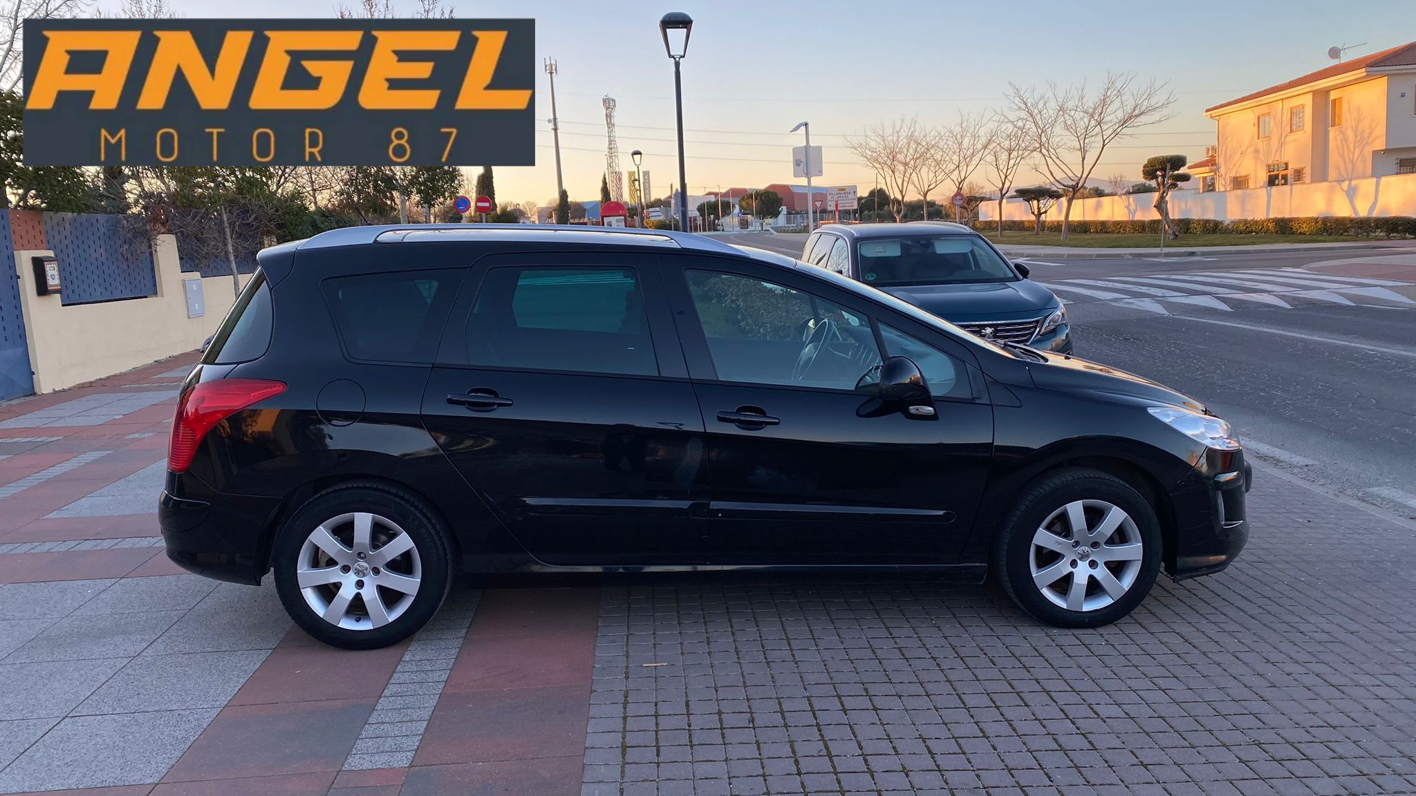 PEUGEOT 308 SW 1.6 HDI 110 SPORT: Catálogo y Servicios de Ángel Motor 87 PEUGEOT 308 SW 1.6 HDI 110 SPORT: Catálogo y Servicios de Ángel Motor 87