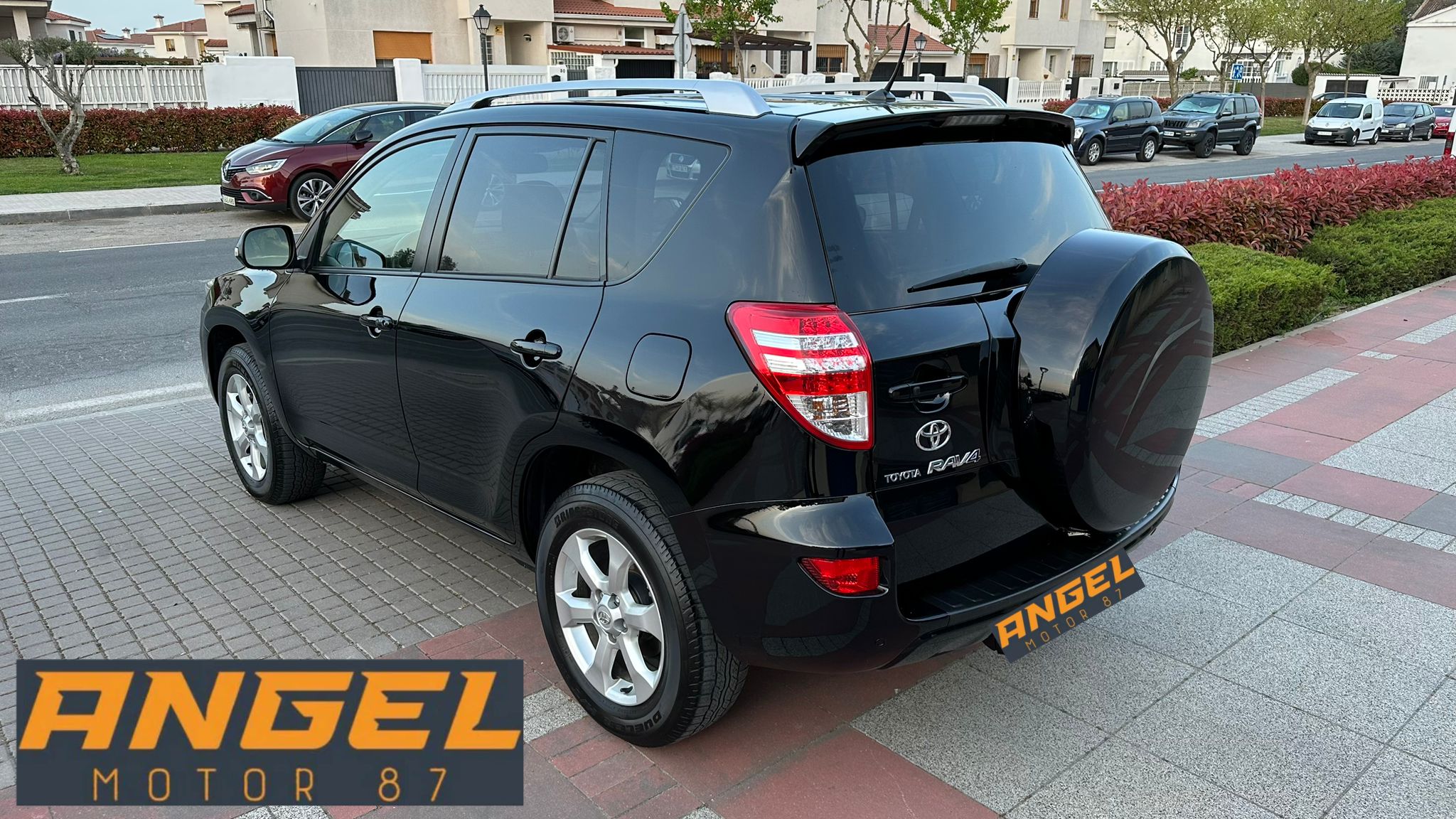 TOYOTA RAV4 D-4D 2.2 ADVANCE 4x4: Catálogo y Servicios de Ángel Motor 87 TOYOTA RAV4 D-4D 2.2 ADVANCE 4x4: Catálogo y Servicios de Ángel Motor 87