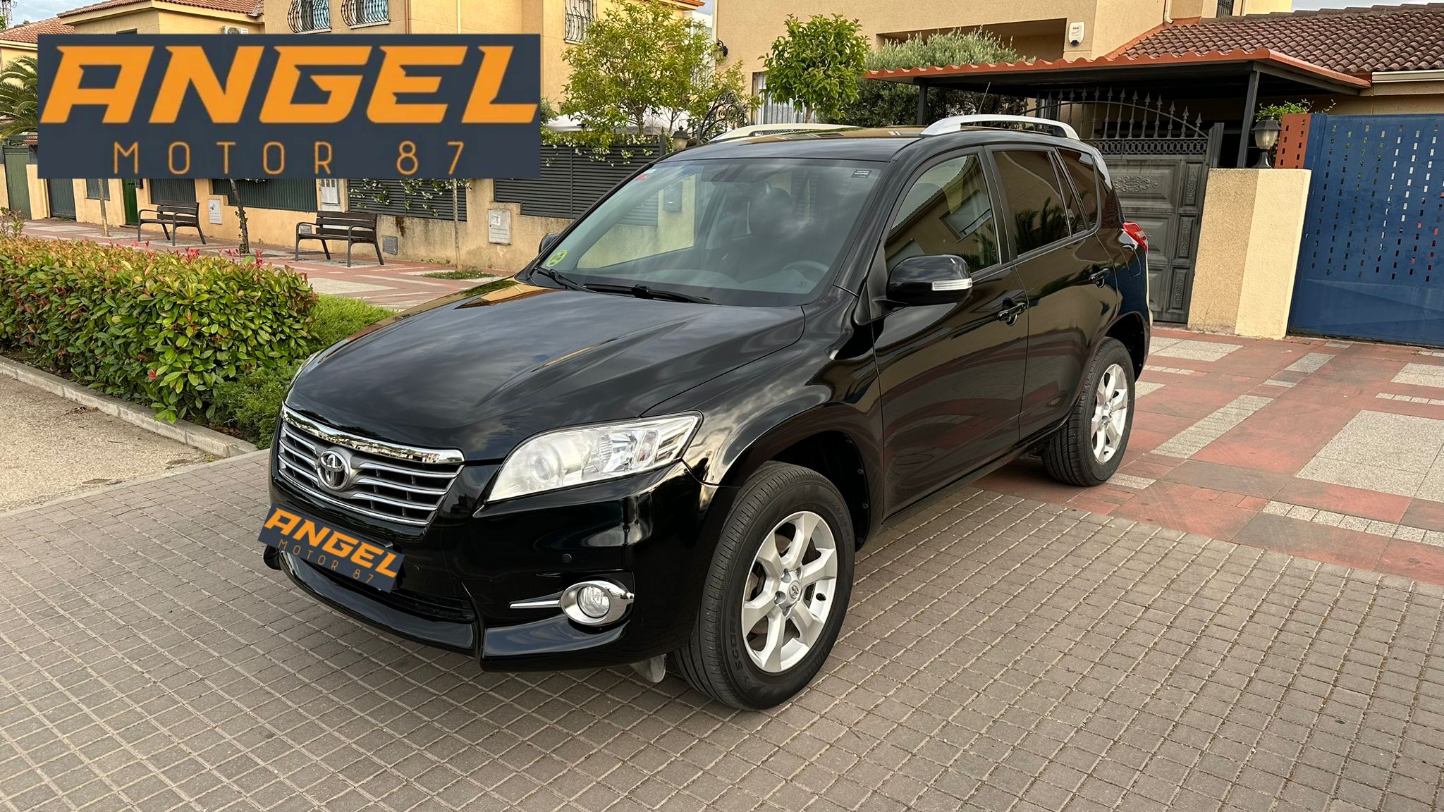 Toyota Rav4 2.2 D4D Advance 4X4: Catálogo y Servicios de Ángel Motor 87 Toyota Rav4 2.2 D4D Advance 4X4: Catálogo y Servicios de Ángel Motor 87