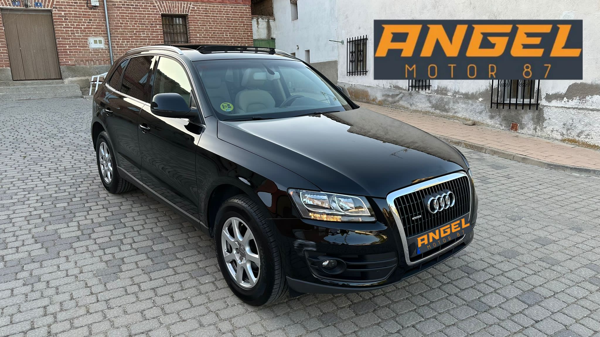Audi Q5 2.0 TDI quattro: Catálogo y Servicios de Ángel Motor 87 Audi Q5 2.0 TDI quattro: Catálogo y Servicios de Ángel Motor 87