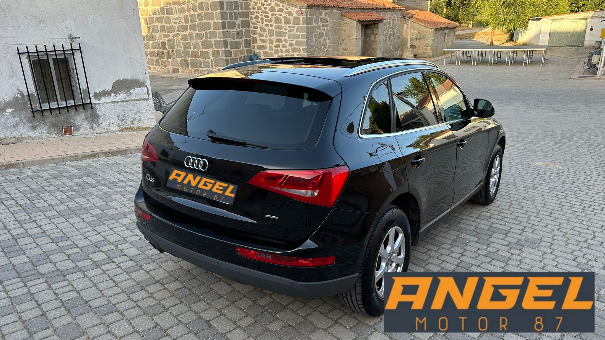Audi Q5 2.0 TDI quattro: Catálogo y Servicios de Ángel Motor 87 Audi Q5 2.0 TDI quattro: Catálogo y Servicios de Ángel Motor 87