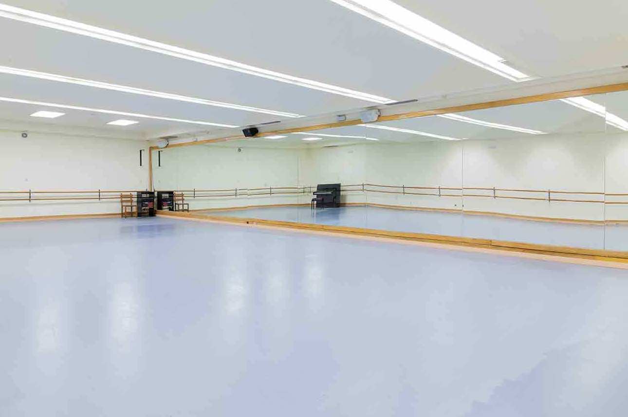 Alquiler de salas: Clases de Escuela de Danza Duque Alquiler de salas: Clases de Escuela de Danza Duque