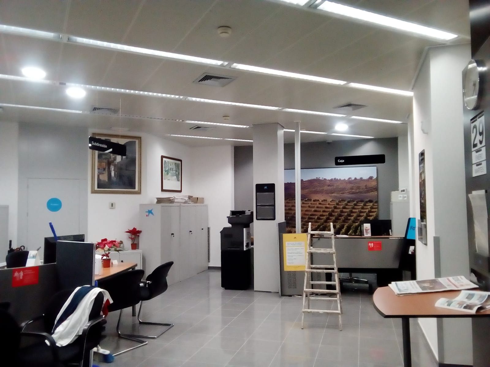 Pinturas epoxi: Servicios de Pinturas Poyato Pinturas epoxi: Servicios de Pinturas Poyato