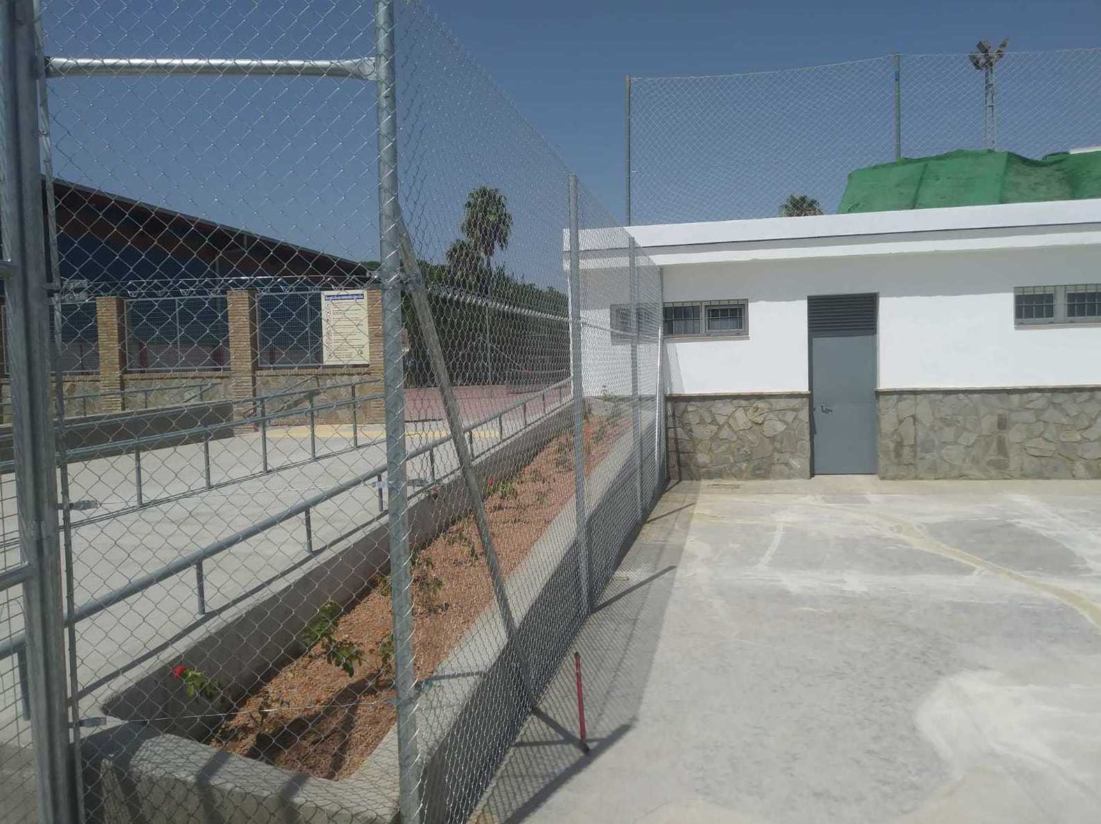 ESPECIALISTAS EN INSTALACIONES DEPORTIVAS ESPECIALISTAS EN INSTALACIONES DEPORTIVAS