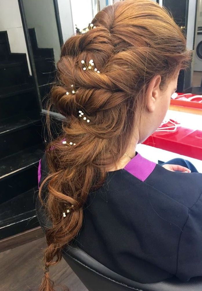 Novias, recogidos de fiesta , semi recogidos: Servicios de Arminza Peluquería Novias, recogidos de fiesta , semi recogidos: Servicios de Arminza Peluquería