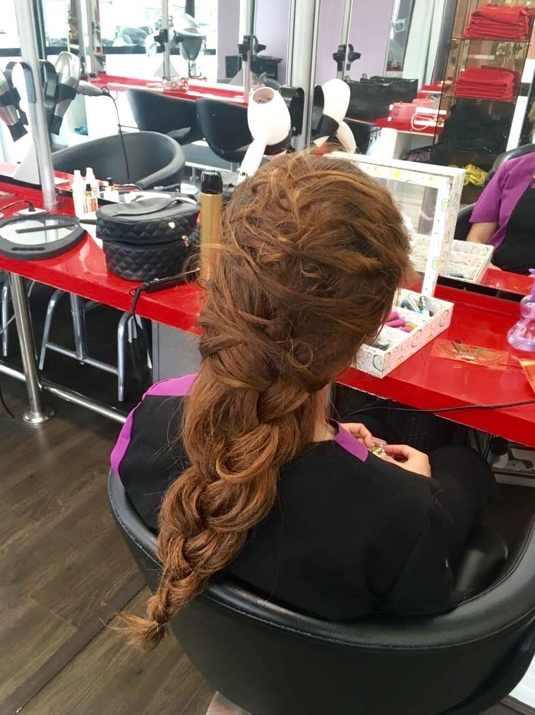 Novias, recogidos de fiesta , semi recogidos: Servicios de Arminza Peluquería Novias, recogidos de fiesta , semi recogidos: Servicios de Arminza Peluquería