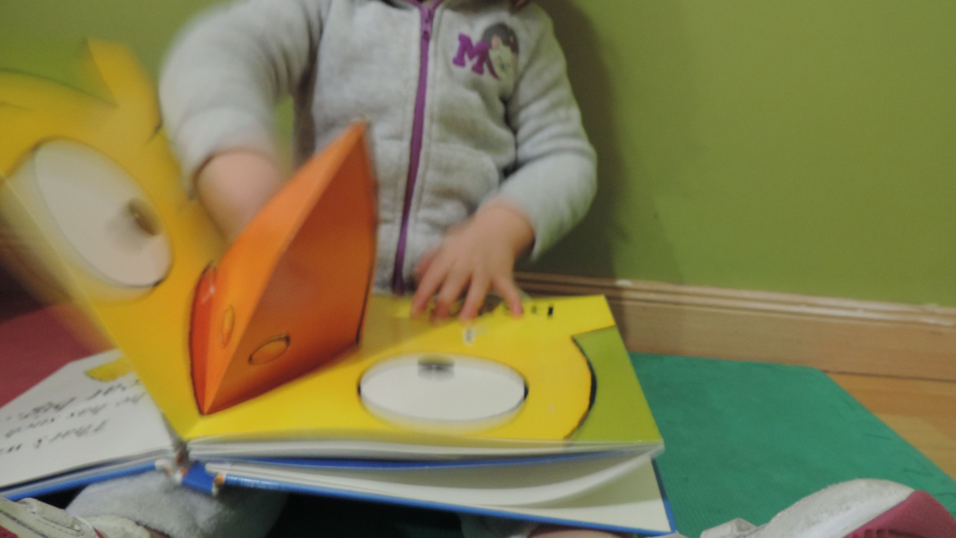 Bliblioteca e intercambio de libros: Servicios de Los Pequeñitos Escuela Infantil Bliblioteca e intercambio de libros: Servicios de Los Pequeñitos Escuela Infantil